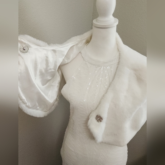 Bachelorette Bundle NWT Sequined Dress And Faux Fur Stole - Picture 8 of 11